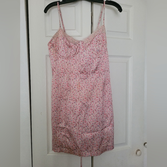 cotton candy la Dresses & Skirts - Pink floral dress